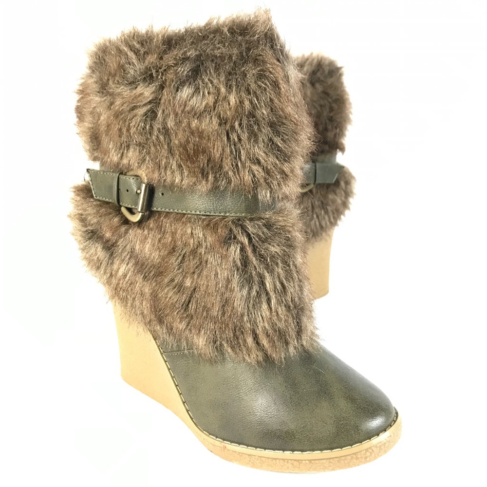 Qupid boots faux fur